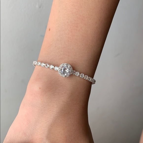 Givenchy Jewelry - NEW Givenchy Crystal Clear Slider Bracelet